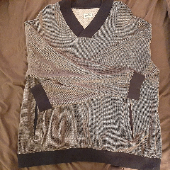 Frank and Oak sweater - Picture 1 of 1